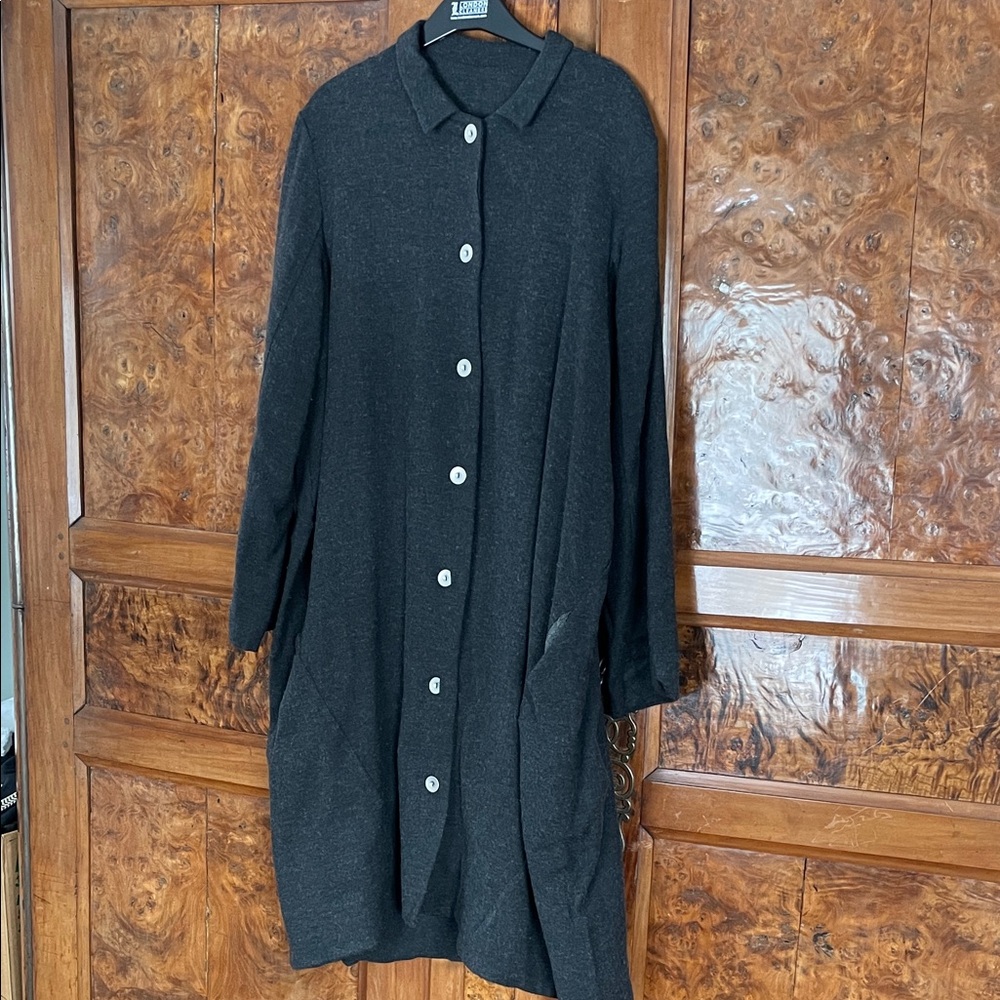 VDJ LE VESTIAIRE DE JEANNE Black Coat REDUCED to $125